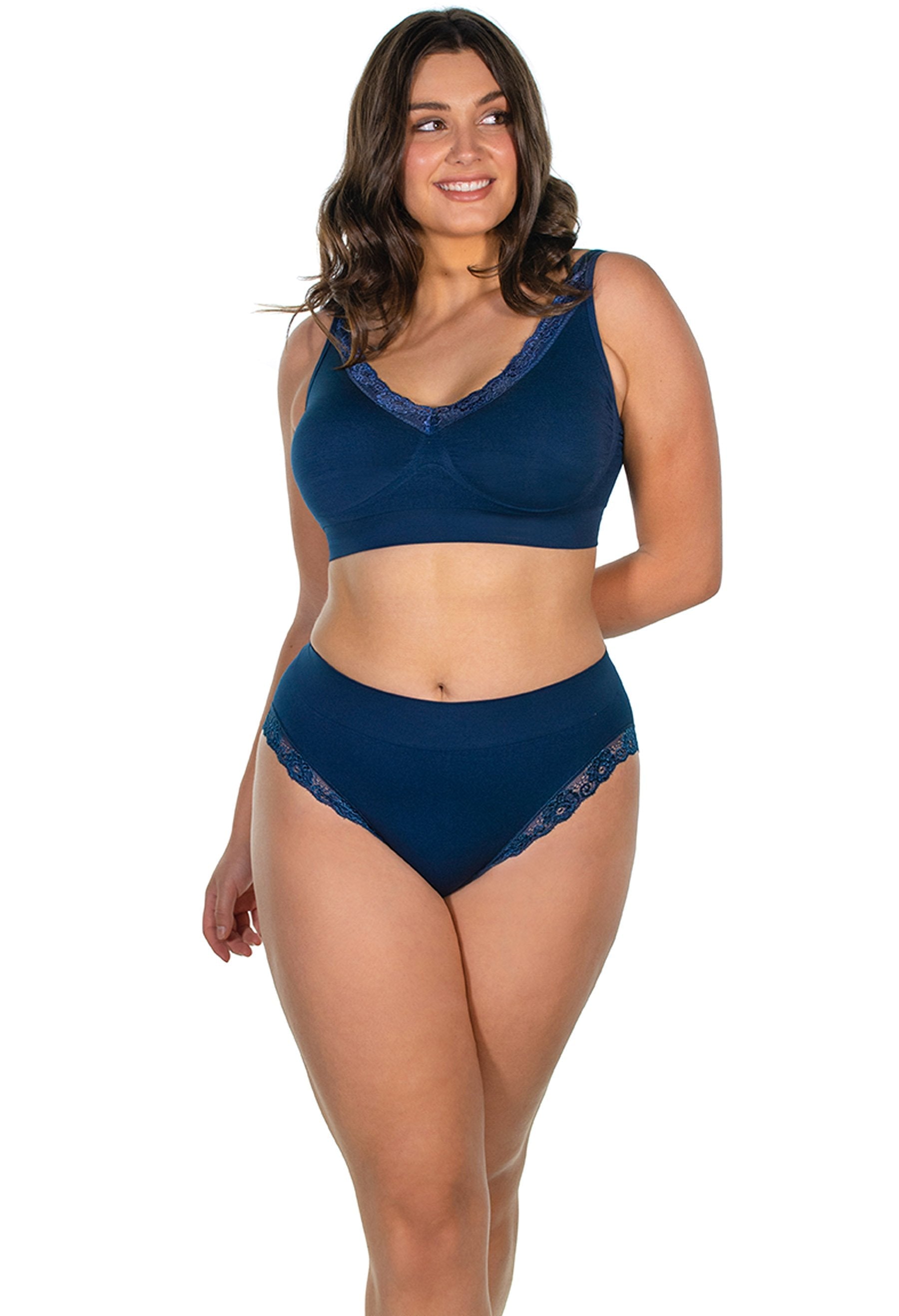 Wirefree Lace Minimiser Bra for Big Busts